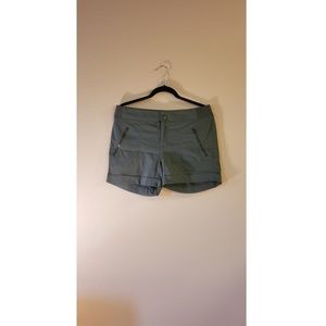 Athleta Trekkie Short